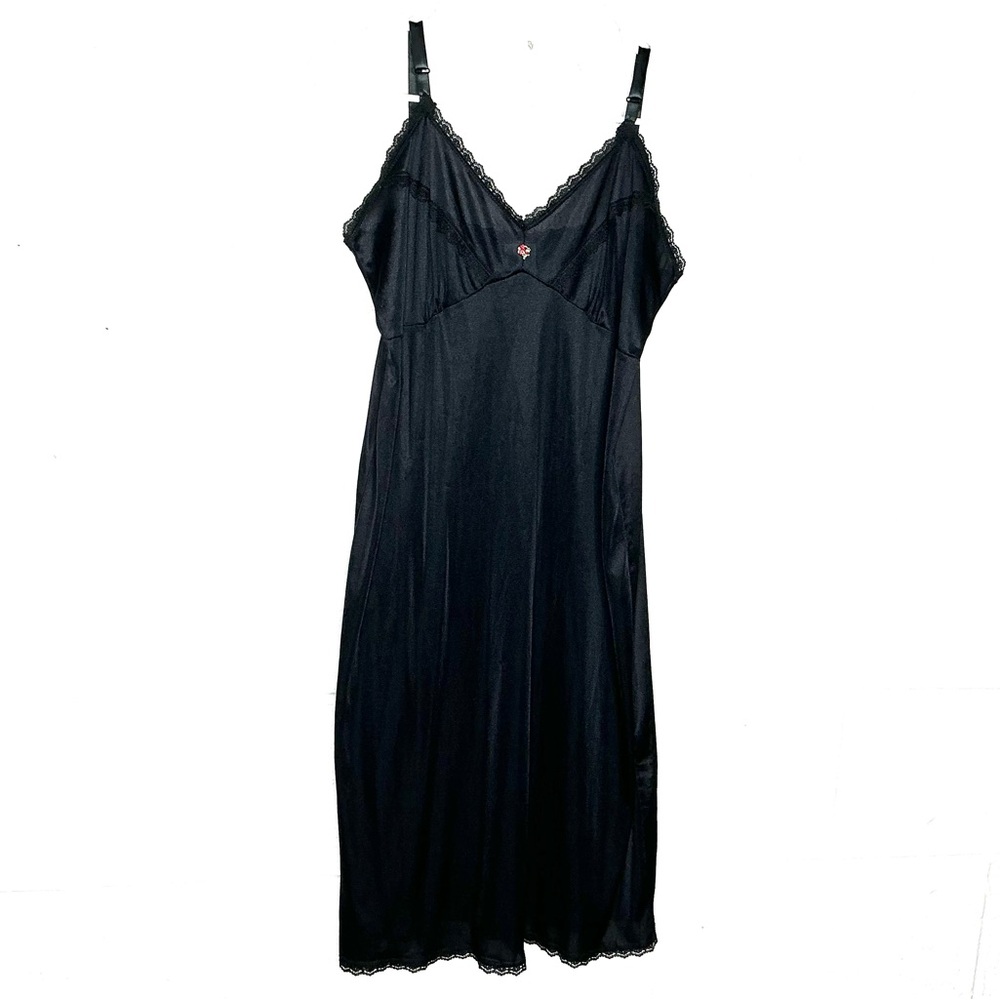 < Vintage Elsie of Miami Black Nylon Slip Dress >